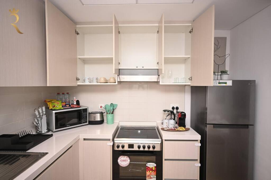Charming Rossa 1br Getaway Yas Island Abu Dhabi