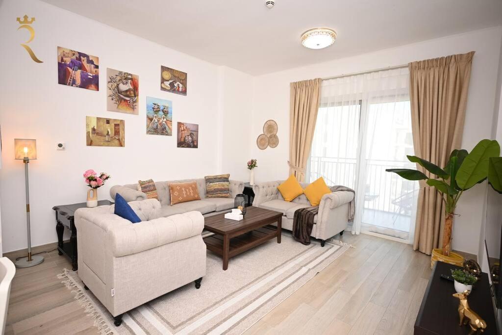 Charming Rossa 1br Getaway Yas Island Abu Dhabi