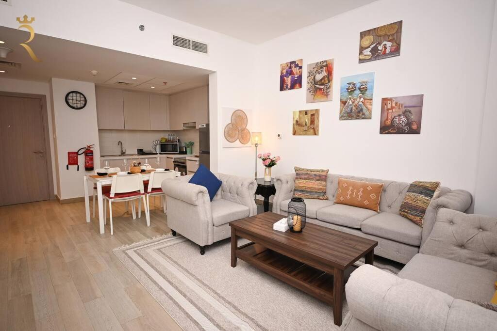 Charming Rossa 1br Getaway Yas Island Abu Dhabi